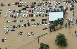 'Once in 300 years' rain hits Thai city as floods ravage South East Asia