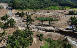 印尼洪水和山体滑坡致604人死亡