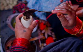 加德满都谷地欢度尤麻瑞·普什节 冬日最甜蜜的民俗庆典