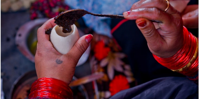 加德满都谷地欢度尤麻瑞·普什节 冬日最甜蜜的民俗庆典