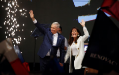 智利总统选举卡斯特胜出 政治版图明显右移