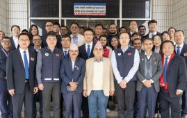 中国援尼医疗队协调捐赠新车 助力尼泊尔肿瘤医院提升服务能力