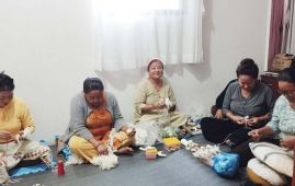 पेवा खर्चेर तालिम र उद्यम : तालिमेको हुन्छ आकर्षक कमाइ