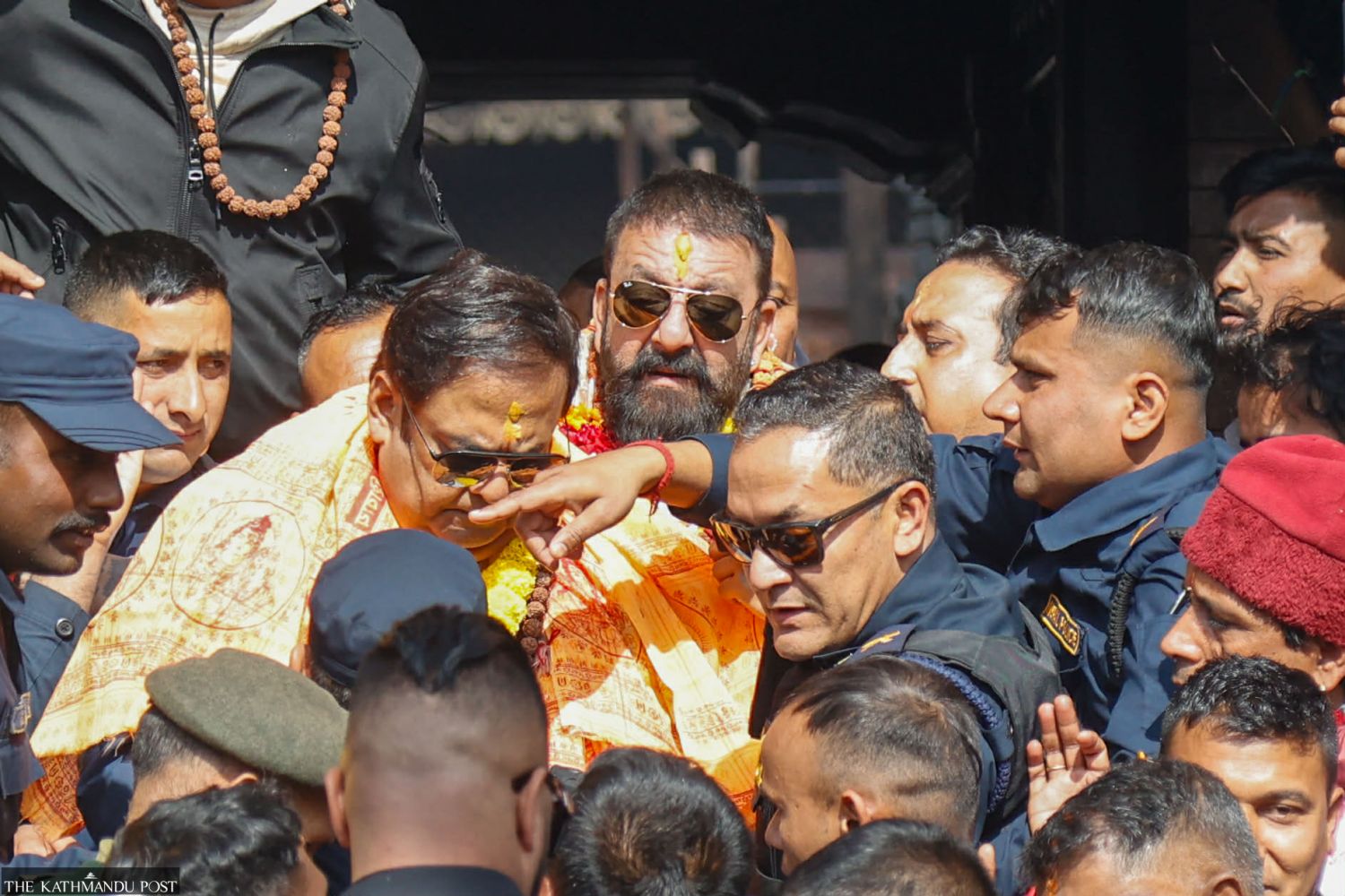 6104894248710610258546318261534217032456000n-1767946396