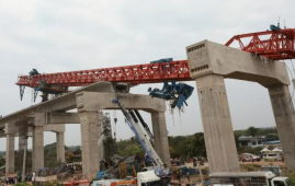 थाइल्याण्डमा गुडिरहेको रेलमाथि क्रेन खस्दा मृत्यु हुनेको सङ्ख्या ३२ पुग्यो, ६६ घाइते