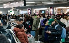 西班牙两列高速列车相撞事故致40人遇难 37人失联 救援持续进行