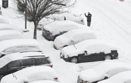 Historic winter storm kills at least 10 across US