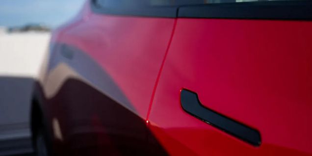 China bans hidden car door handles over safety concerns