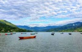 Hikers' Club collects waste from Fewa Lake area