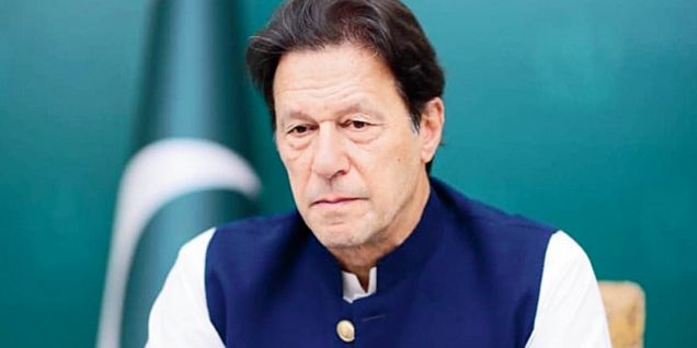 इमरान खानको आँखाको उपचार