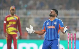 टी–२० विश्वकप : वेस्ट इन्डिजलाई हराउँदै भारत सेमिफाइनलमा