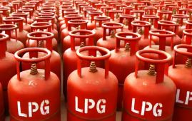 ग्यास सङ्कटले भारतका रेस्टुरेन्ट जोखिममा