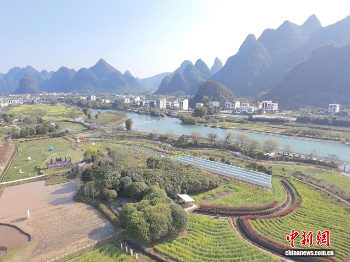 989065bb-4d15-43dc-8cf8-3ba40ae376e0_zsite