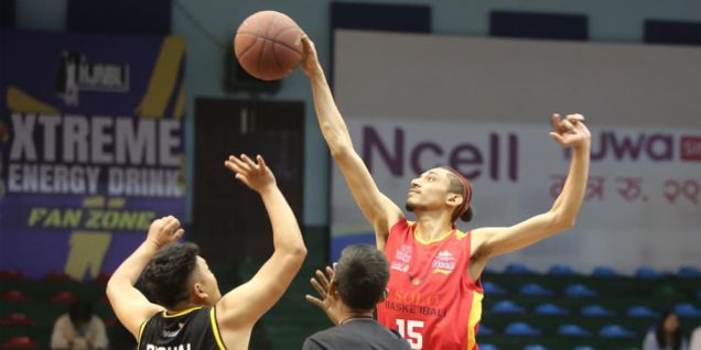 बास्केटबल लिग : सोलो र प्लेबक्स एरेना विजयी