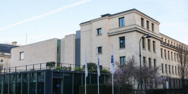 China, U.S. start economic, trade talks in Paris