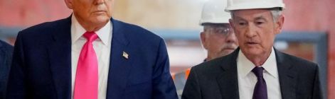 鲍威尔表态：无意在调查结束前离开美联储