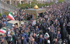 Trump threatens attacks on Iranian power plants