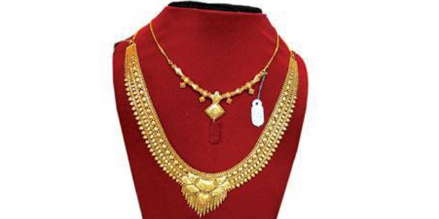 सुन तोलामा एक हजार छ सयले घट्यो