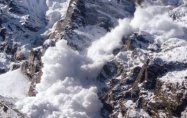 जम्मु कश्मीरमा हिम-पहिरो, सात जनाको मृत्यु