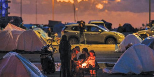 Iran fires missiles after Trump warning