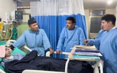 जेनजी घाइतेको सेवा कार्यमा डा. शर्माप्रति गृहमन्त्रीको सम्मान