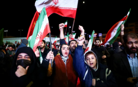 美伊停火前景蒙阴影 战火与谈判并行