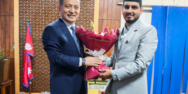 张茂明大使拜会尼泊尔新任基础设施、交通和城市发展部部长苏尼尔・拉姆萨尔