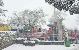 Pathibhara receives Snowfall again