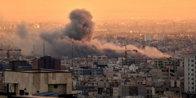 मध्यपूर्व युद्धबारे छलफल गर्न रूसी विदेशमन्त्री चीनमा