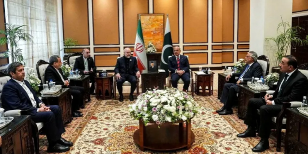 Pakistan PM Sharif heads to Saudi Arabia for official visit