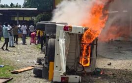 Mob snatches four rifles from forest officers during Assam clash