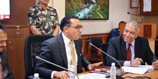 आयोजनाको ढिलासुस्तीमा अर्थमन्त्रीको असन्तुष्टि