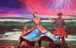 视频| 张茂明大使到任招待会暨内蒙古专场文艺：歌舞《赞歌》