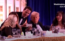 枪声中的白宫晚宴：特朗普回忆惊魂一刻