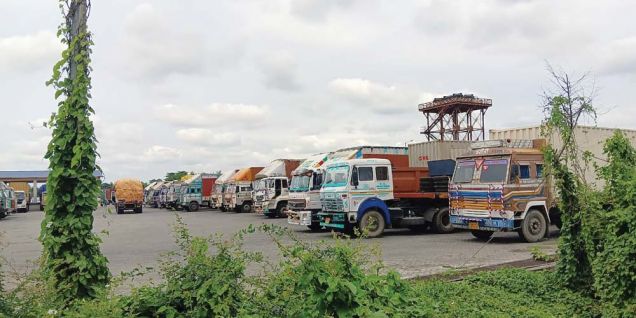 खुद्रा मूल्य विवादले भन्सारमा रोकिए वस्तु